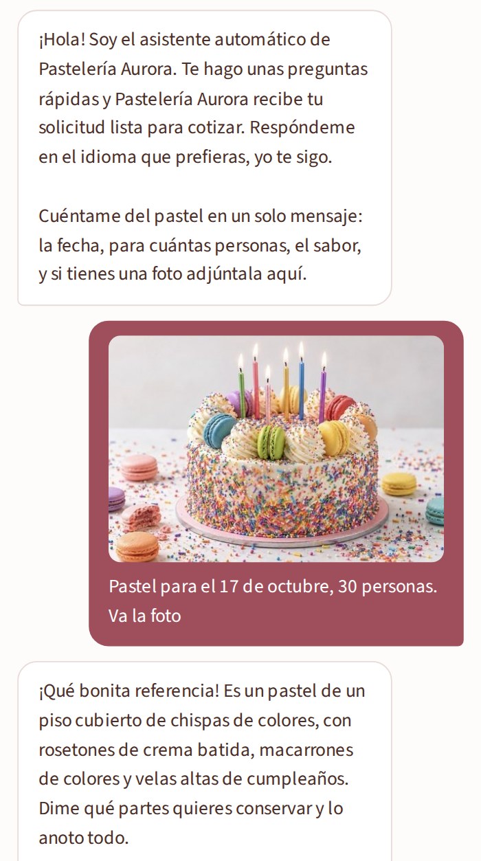 El chat del cliente: una foto del pastel que quiere y el asistente describiéndola.